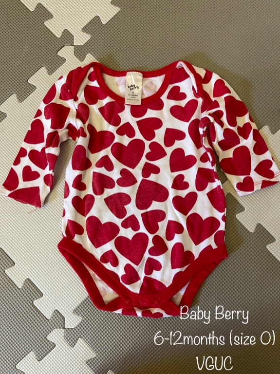Berry baby clothes shop