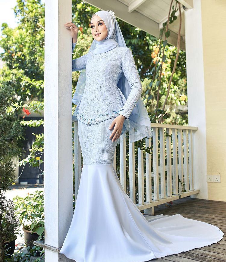 Baju top nikah silver