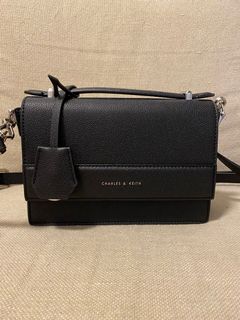 （分類：）位於 。 由 audreeee 提交（商品編號 1072591534，圖片 1）。簡介： 。