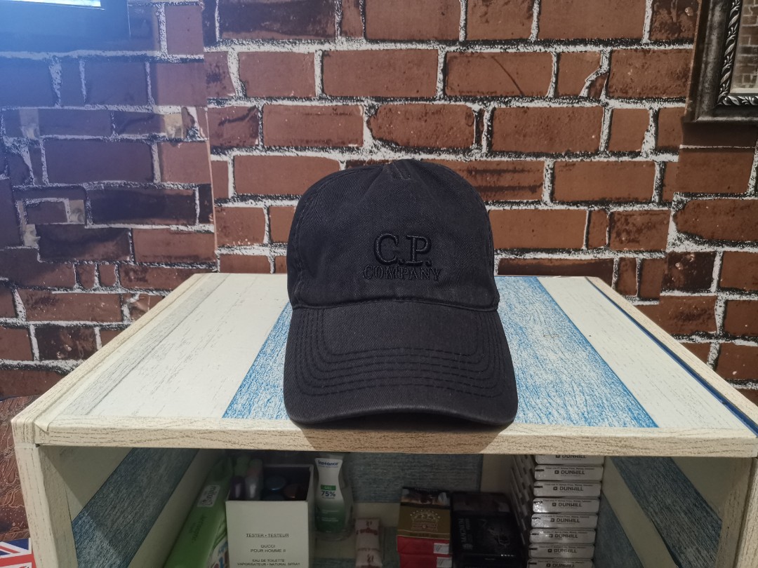 cp company goggle cap, Fesyen Pria 