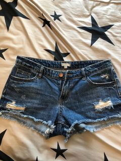 (Category: ) located in . Submitted by elaaan (Listing ID 1072579563, Image 1). Description: .
