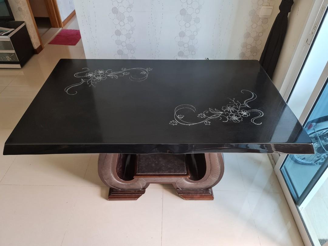 Dining Table (Category: Tables & Sets) located in Singapore. Submitted by yongsing77 (Listing ID 1072575009, Image 2). Description: selling my dining table. only table, no chairs self collect and transport from my place near tanah merah 138cm by 82cm.
