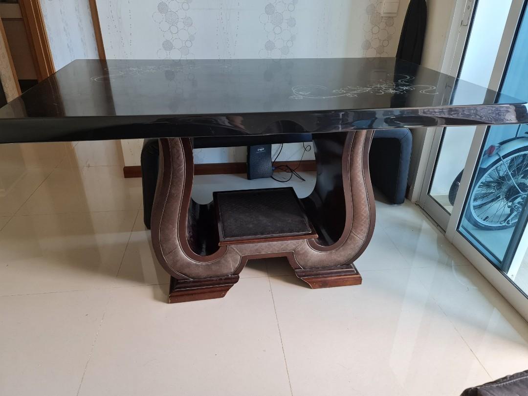 Dining Table (Category: Tables & Sets) located in Singapore. Submitted by yongsing77 (Listing ID 1072575009, Image 3). Description: selling my dining table. only table, no chairs self collect and transport from my place near tanah merah 138cm by 82cm.