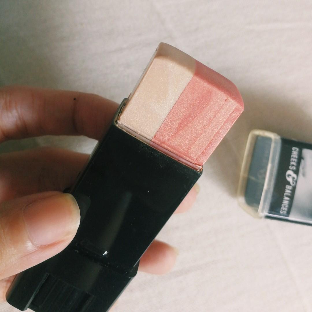 Hard candy highlight & contour cheek duo (10.3g) cheeks and balances