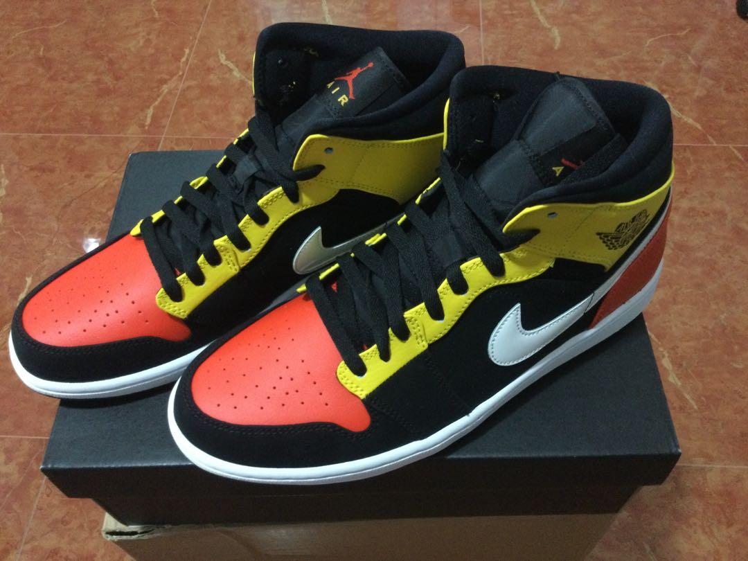 Nike air jordan 1 mid black orange on sale