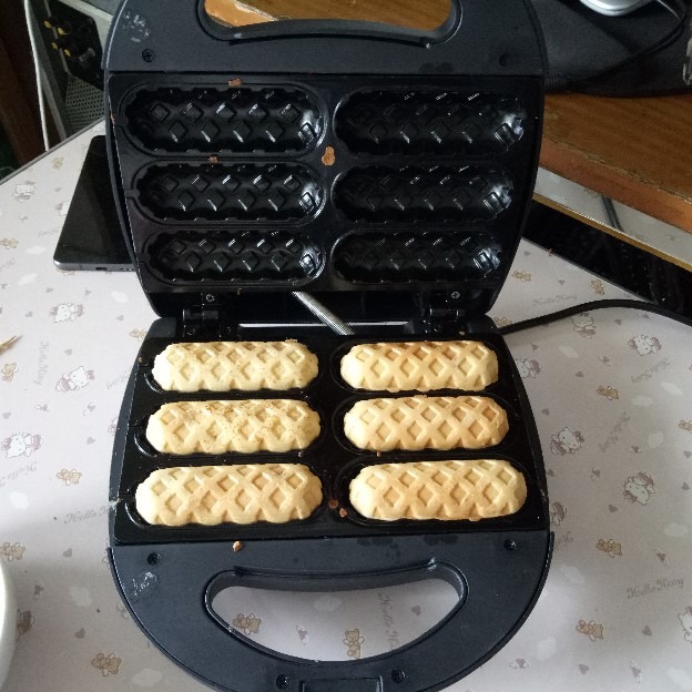 Kyowa Hotdog Waffle Maker 2608