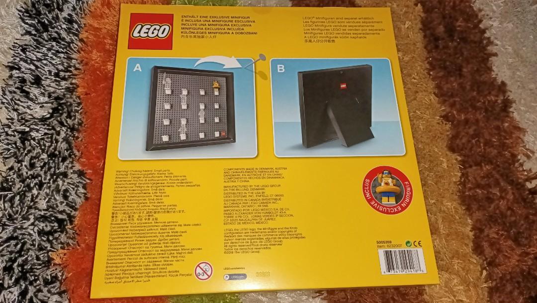 Lego store exclusive minifigure collector stand 5005359 outlet