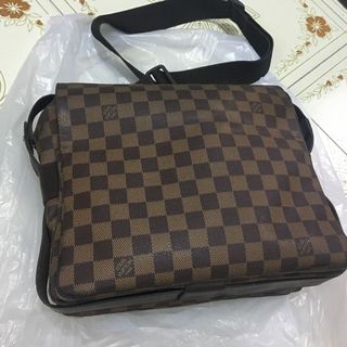 （分類：）位於 。 由 oscaryanyancheung 提交（商品編號 1072659461，圖片 1）。簡介： 。