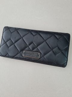 (Category: ) located in . Submitted by tang.closet (Listing ID 1072602040, Image 1). Description: .