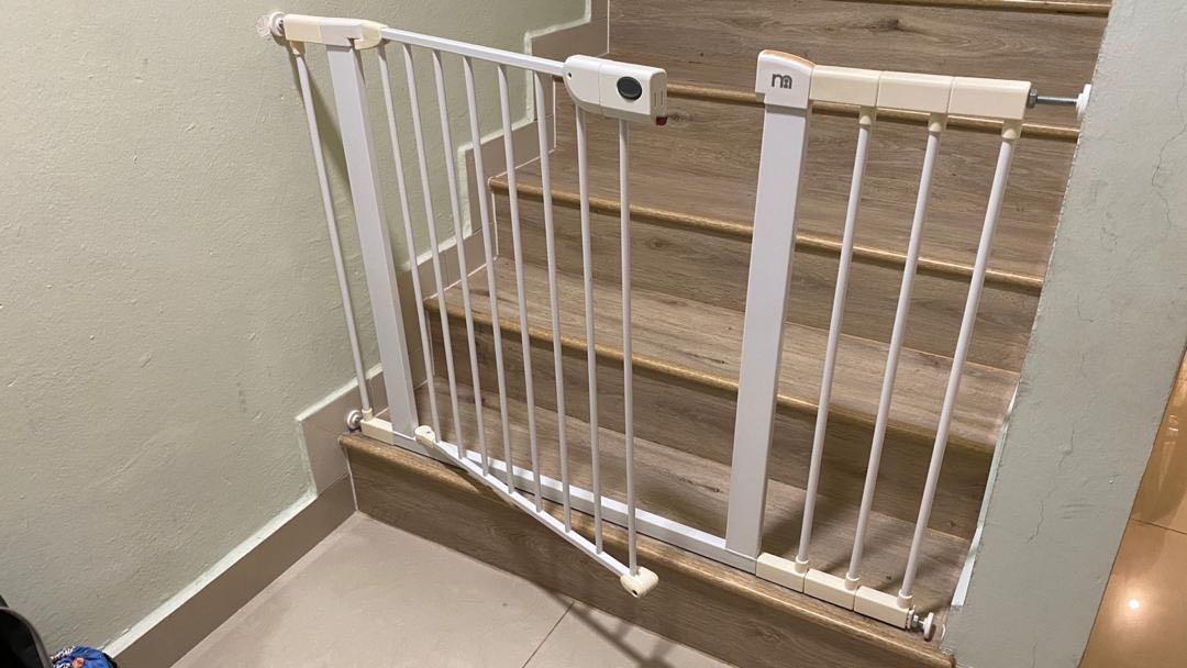 Mothercare Safety Gate with extra 2 set extention