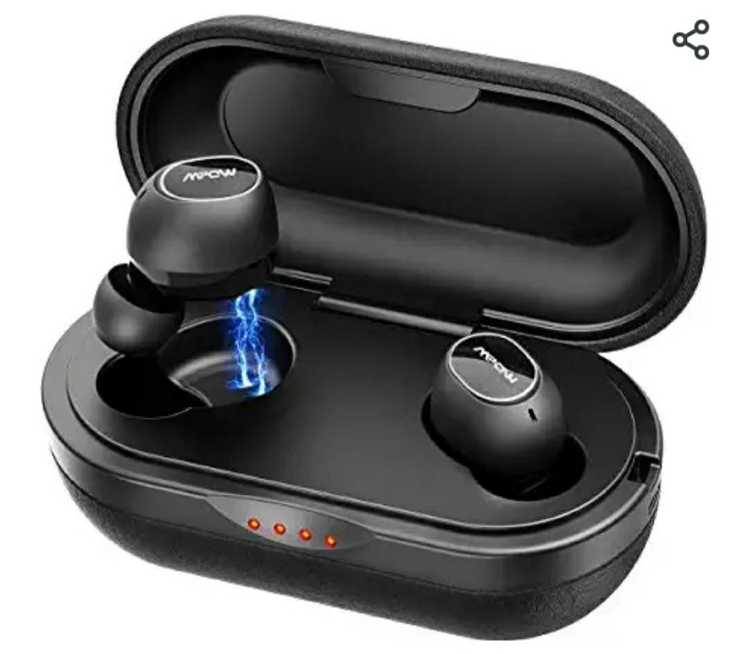 Truly wireless earbuds with aptx top
