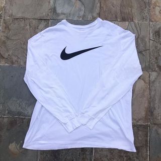 (Category: ) located in . Submitted by kyg_thrift (Listing ID 1072647787, Image 1). Description: .