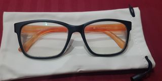 (Category: ) located in . Submitted by lowbuypreloved (Listing ID 1072567966, Image 1). Description: .