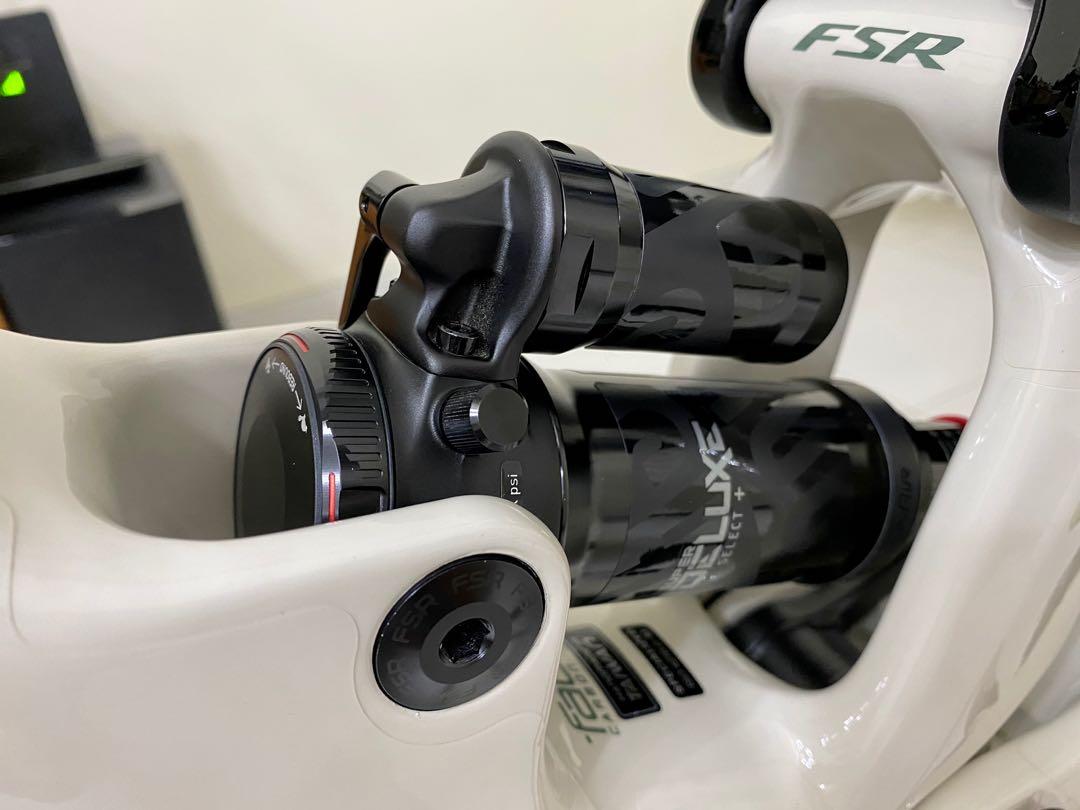 RockShox Super Deluxe Select 205x60 Trunnion