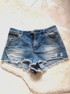 (Category: ) located in . Submitted by knolby (Listing ID 1072536137, Image 1). Description: .