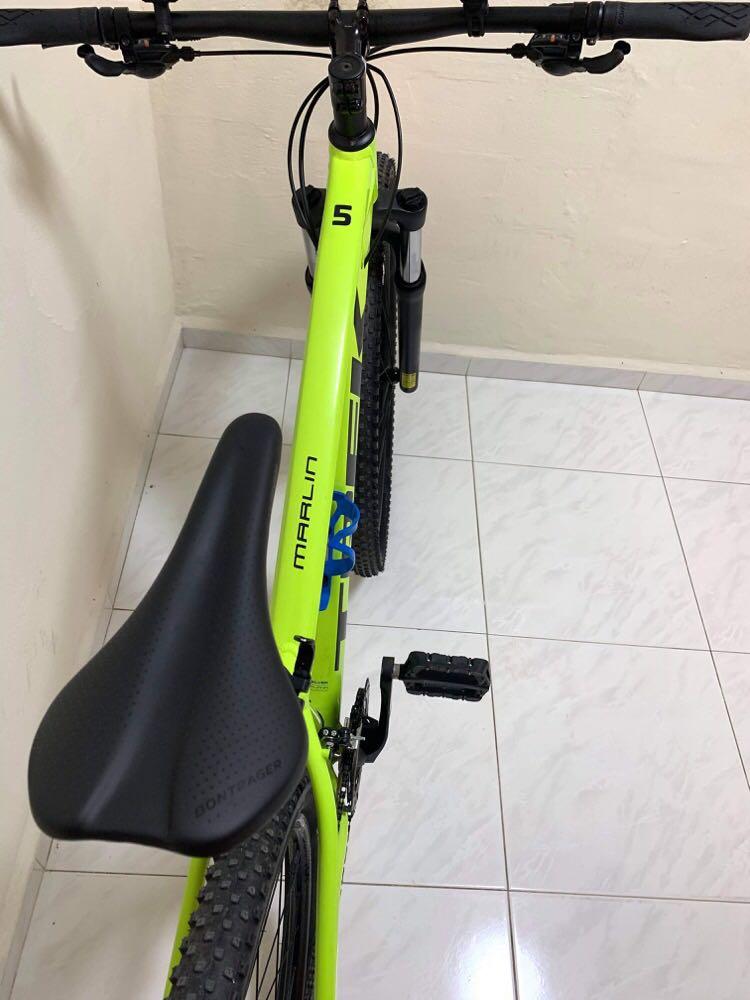 Trek marlin 5 lime green deals