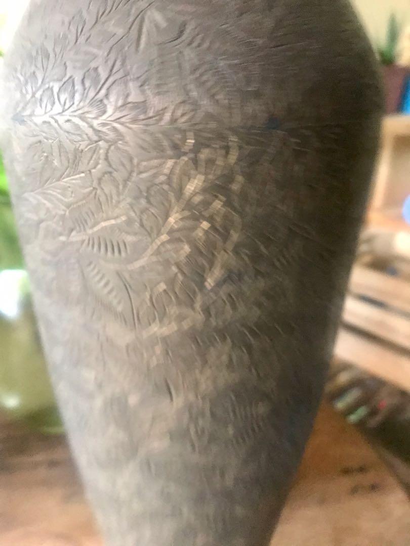 Vintage Brass Vase (Category: Vases & Decorative Bowls) located in Quezon City. Submitted by dobe2017 (Listing ID 1072585167, Image 2). Description: Vintage Vase made of Brass Height is 19 1/2 inches Intricate etched design.