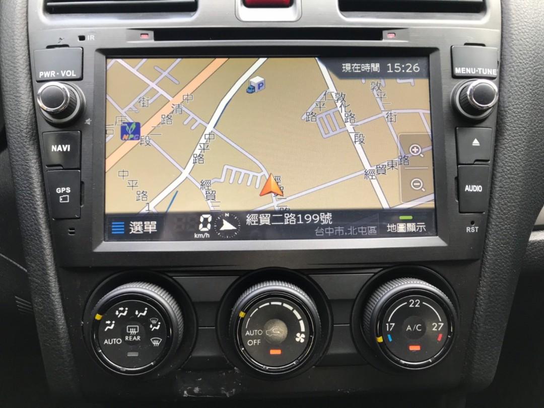 Xv實價 汽車 汽車出售在旋轉拍賣