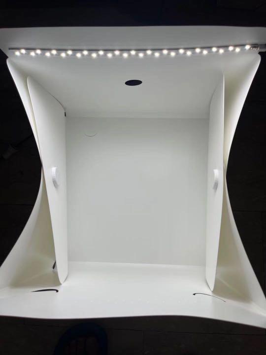 Amzdeal 16 x 16 inch (40 x 40cm) Portable Photo Studio Light Box