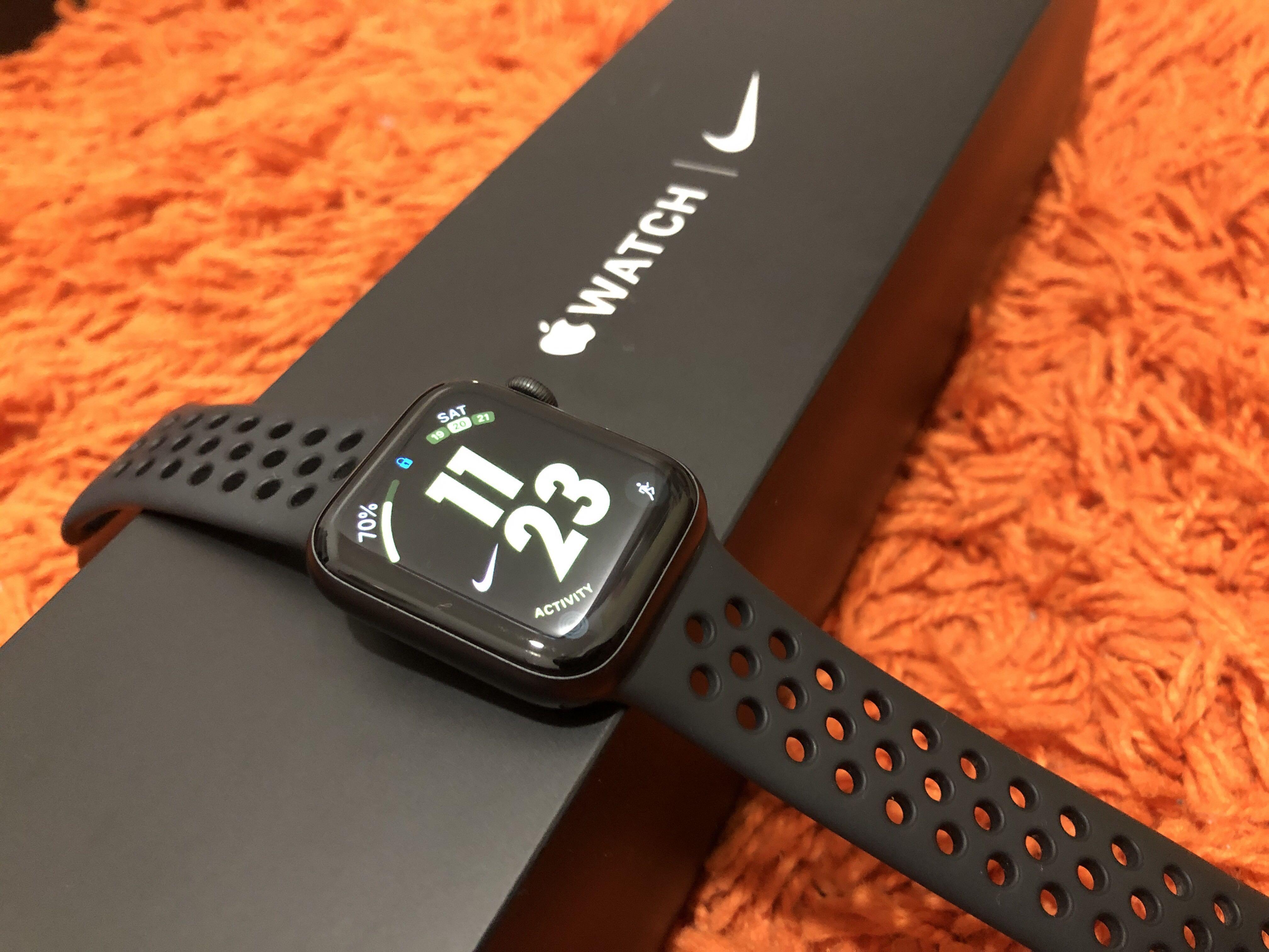 Unboxing apple watch series best sale 4 nike
