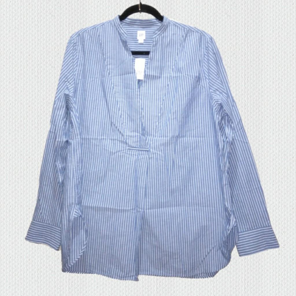 BNWT V-NECK LONGSLEEVE OFFICE TOP PLUS SIZE (Category: Longsleeves) located in Quezon City. Submitted by supermoods (Listing ID 1076318361, Image 1). Description: Laid flat 16 in. shoulder 22 in. chest 30 in. long Plus size stripes office longsleeves top.