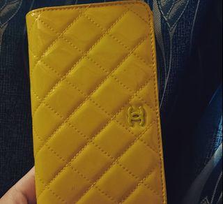 Chanel bifold