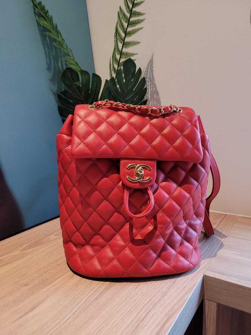Red chanel backpack store