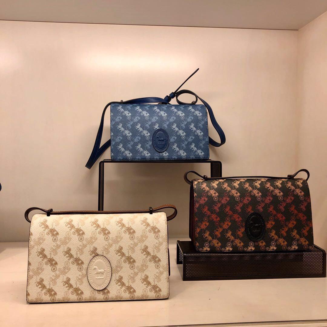 Camille crossbody with horse and sale carriage print and archive patch