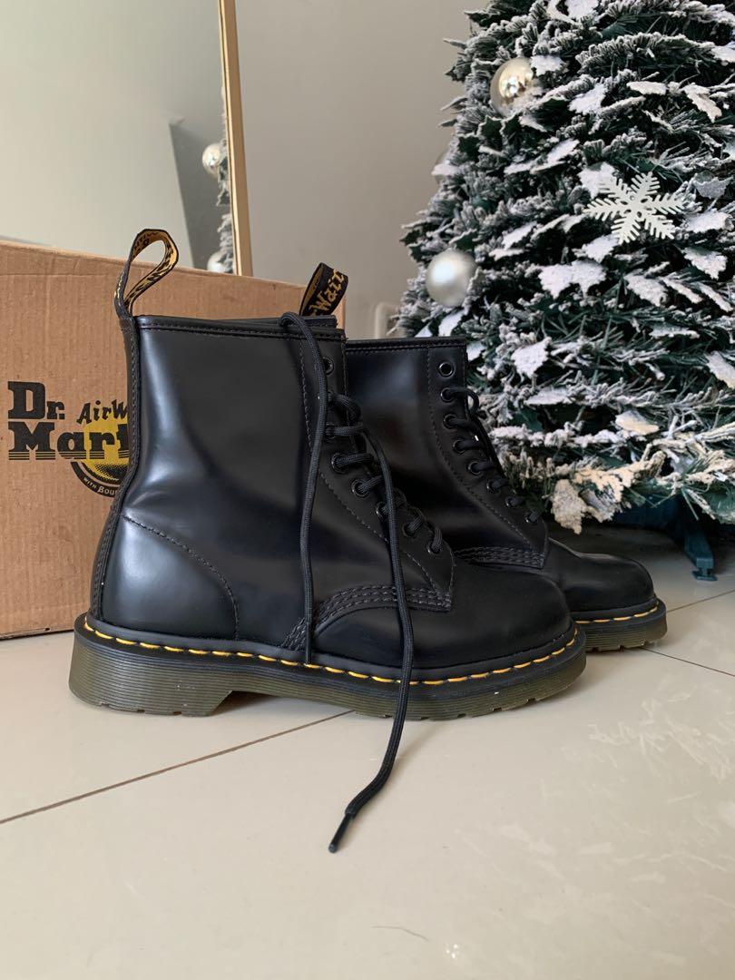 black doc martens size 8
