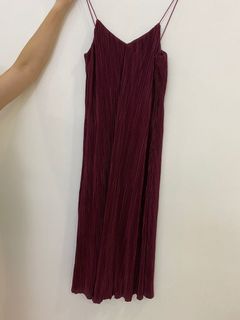 (Category: ) located in . Submitted by dressesstilletos (Listing ID 1076489725, Image 1). Description: .