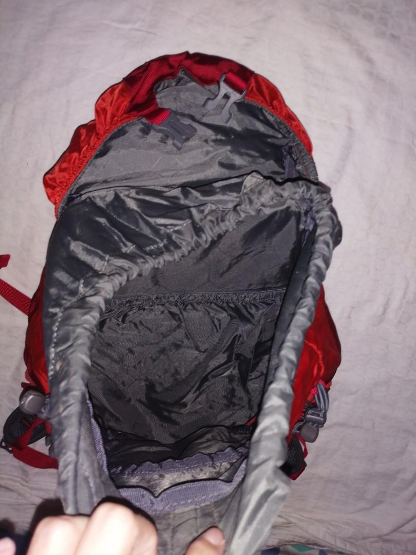 Hawk backpack (Category: Backpacks) located in Quezon City. Submitted by high_d (Listing ID 1076493648, Image 3). Description: Used for few times only Euc to like new #inqc.