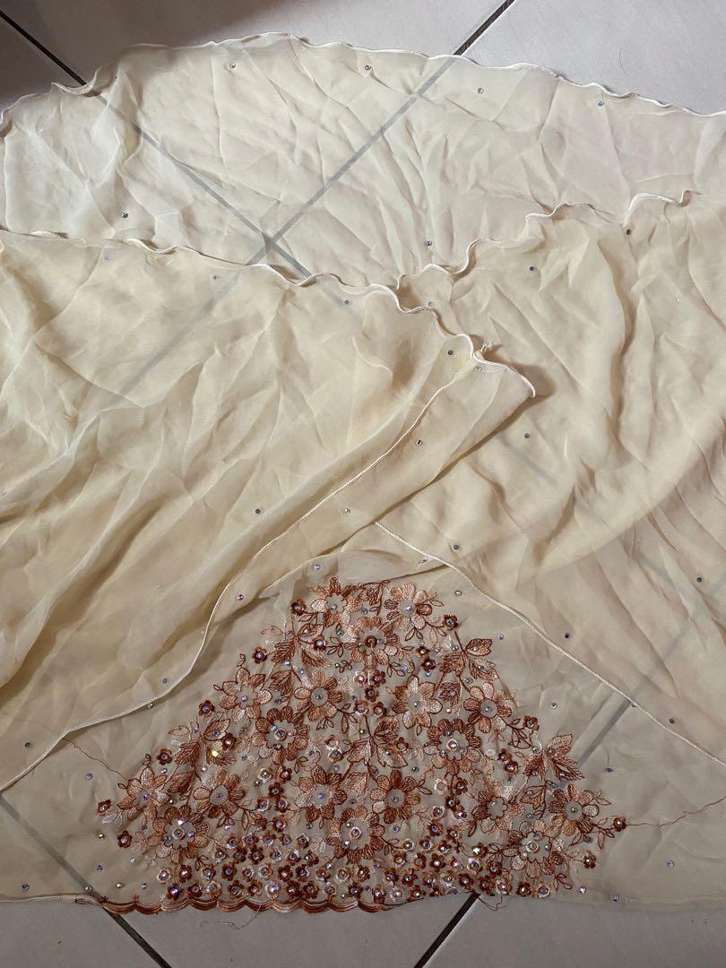 halfmoon pleated shawl