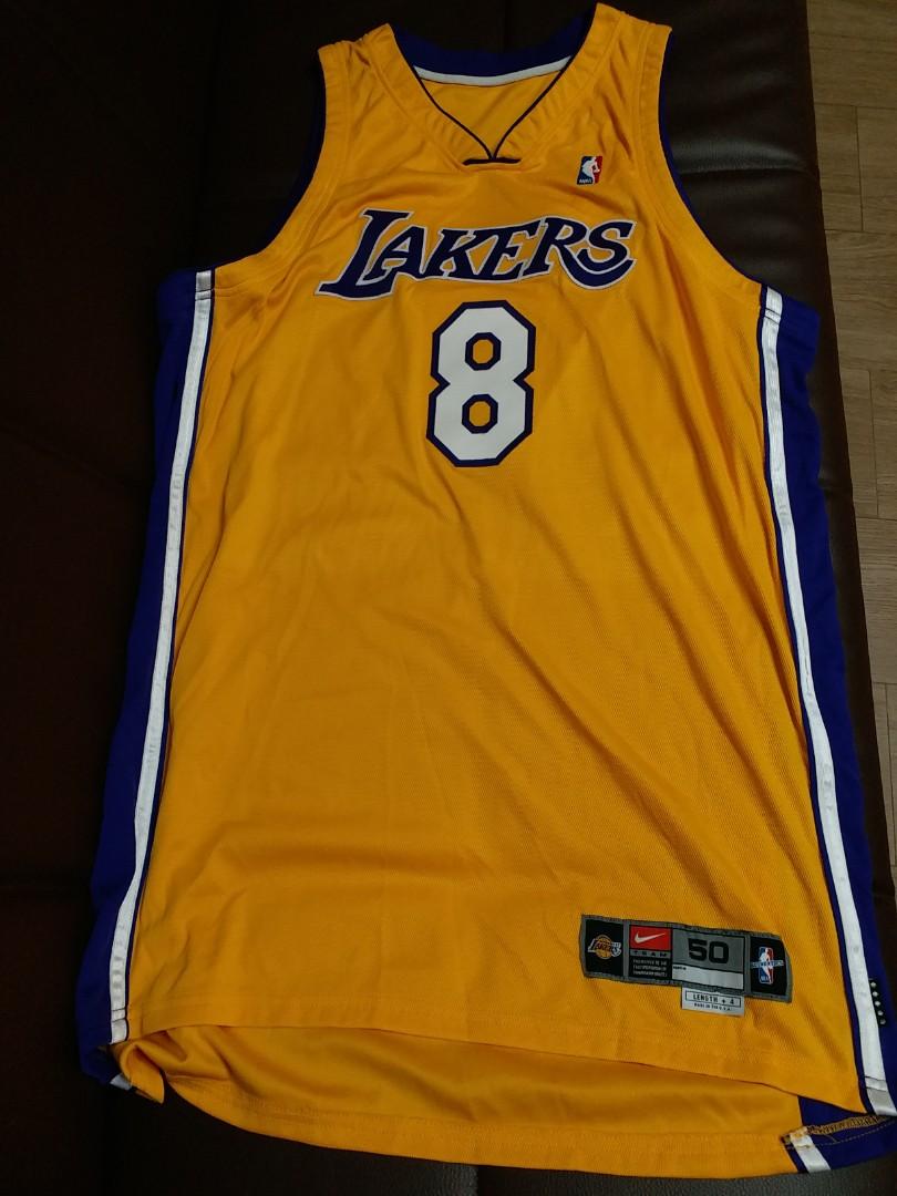 Kobe Bryant game-worn #8 Lakers road jersey from 1998-99 season., Lot  #1589