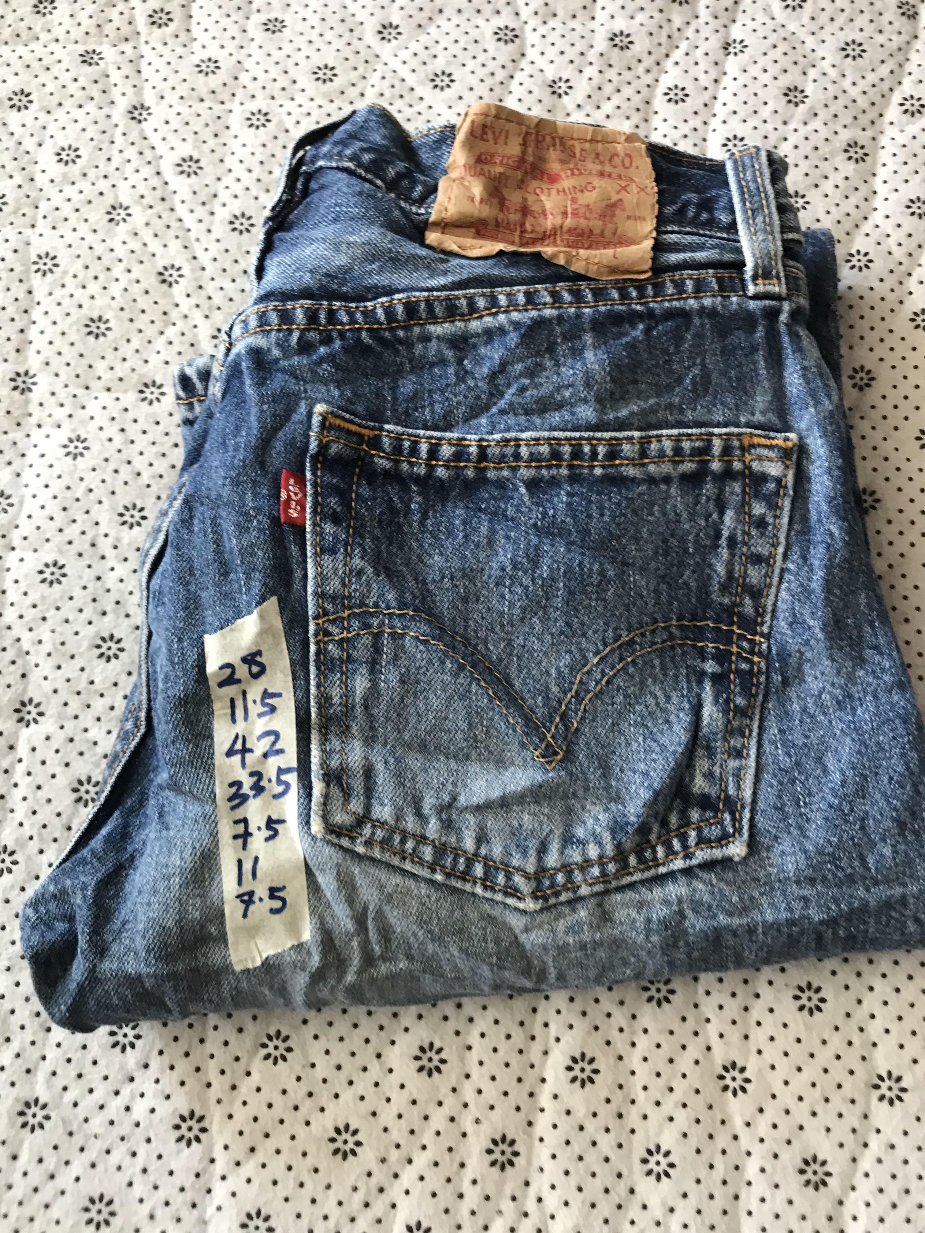 levis length 28