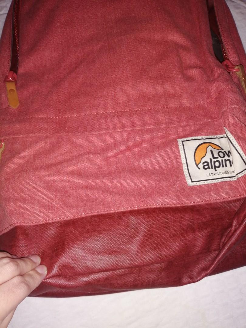 Giordano Lowe Alpine Guide 25L Backpack (Category: Backpacks) located in Quezon City. Submitted by high_d (Listing ID 1076495869, Image 2). Description: Original New without tag #inqc.