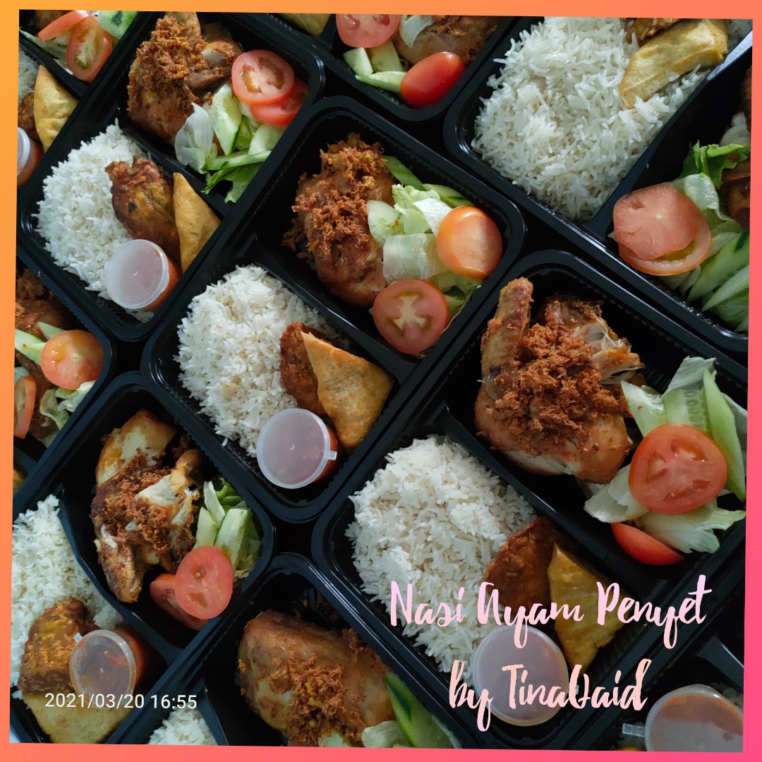 Nasi Ayam Penyet By Tinaqaid Food Drinks Local Eats On Carousell