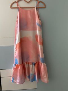 (Category: ) located in . Submitted by dressedup (Listing ID 1076332700, Image 1). Description: .