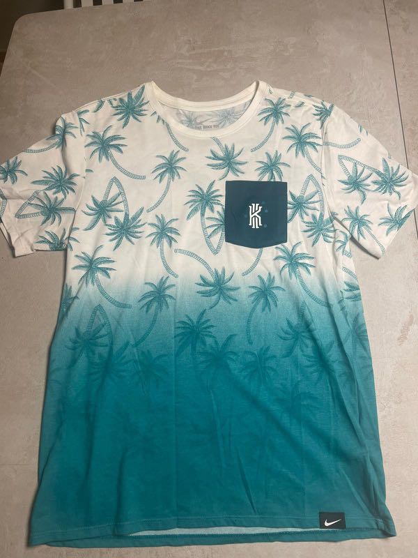 nike kyrie tee