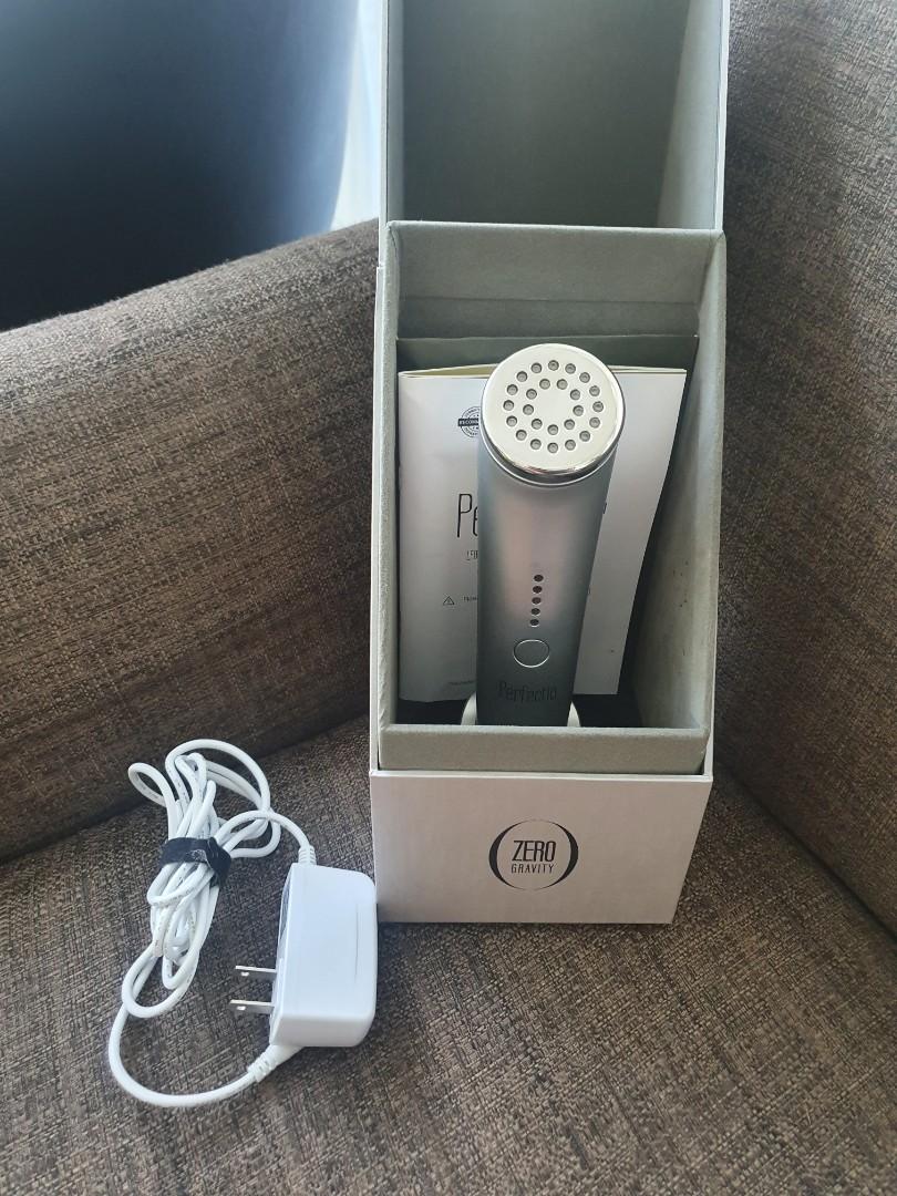 Perfectio by Zero Gravity LED infrared anti-aging device (Category: Face Care) located in Muntinlupa City. Submitted by inalostcarro (Listing ID 1076409497, Image 2). Description: Slightly used complete with box, charger, booklet COD OK. FREE DELIVERY. *CREDIT CARD ACCEPTED*.