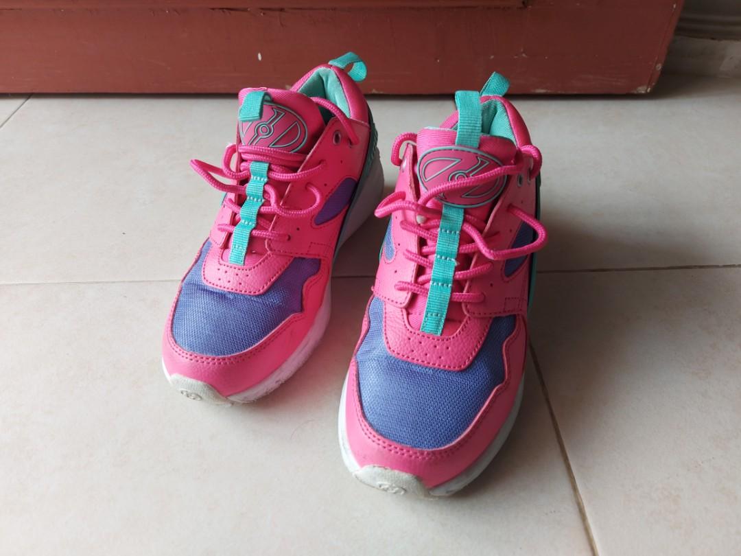 Girls Pink Heelys Shoes Size US2 UK3 EU34