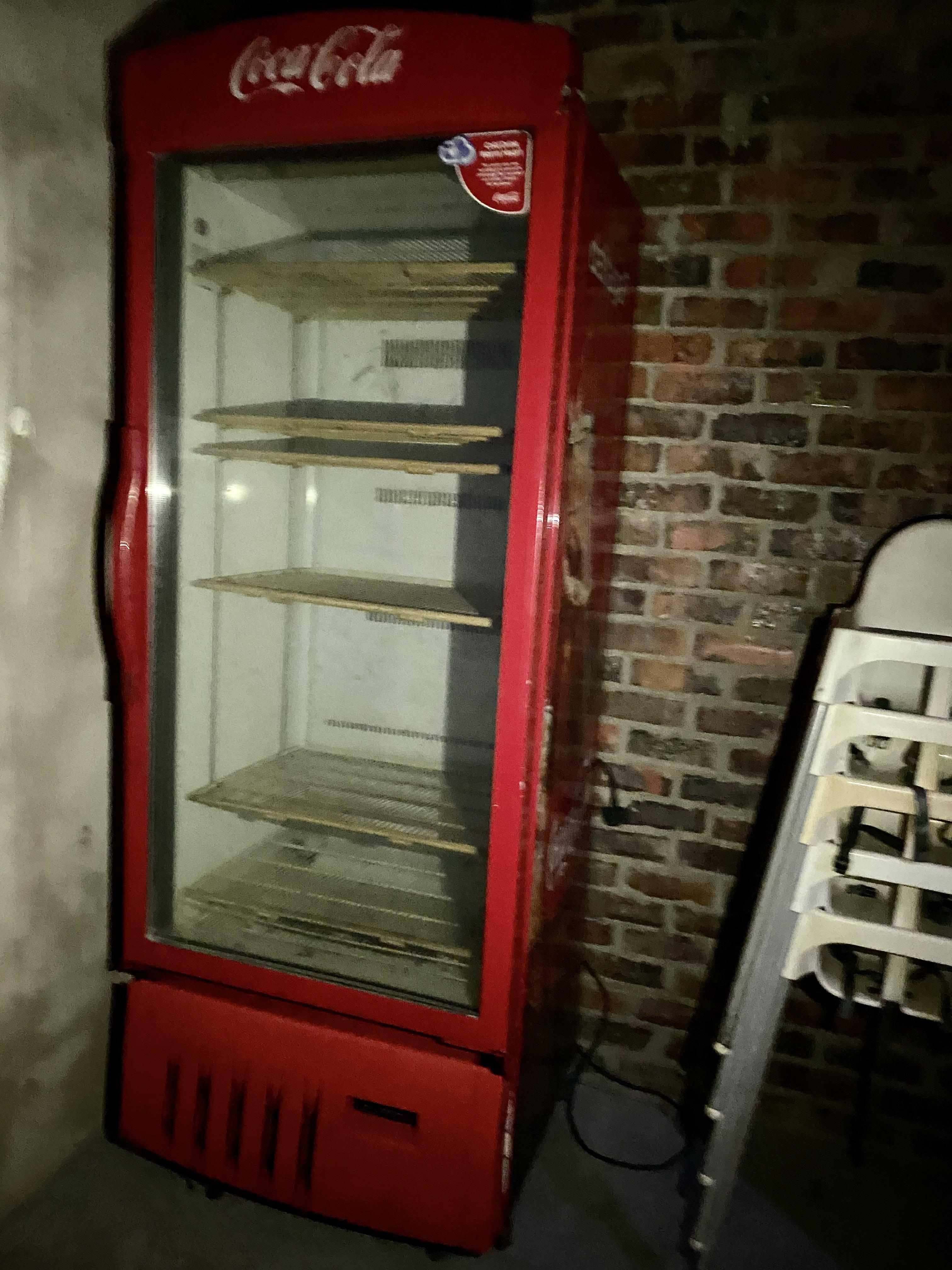 SECOND HAND OWN COLLECT 1 Door Chiller Commercial Homeuse Chiller Coca Cola Logo