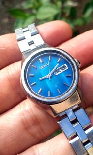 (Category: ) located in . Submitted by papshop (Listing ID 1076485933, Image 1). Description: .