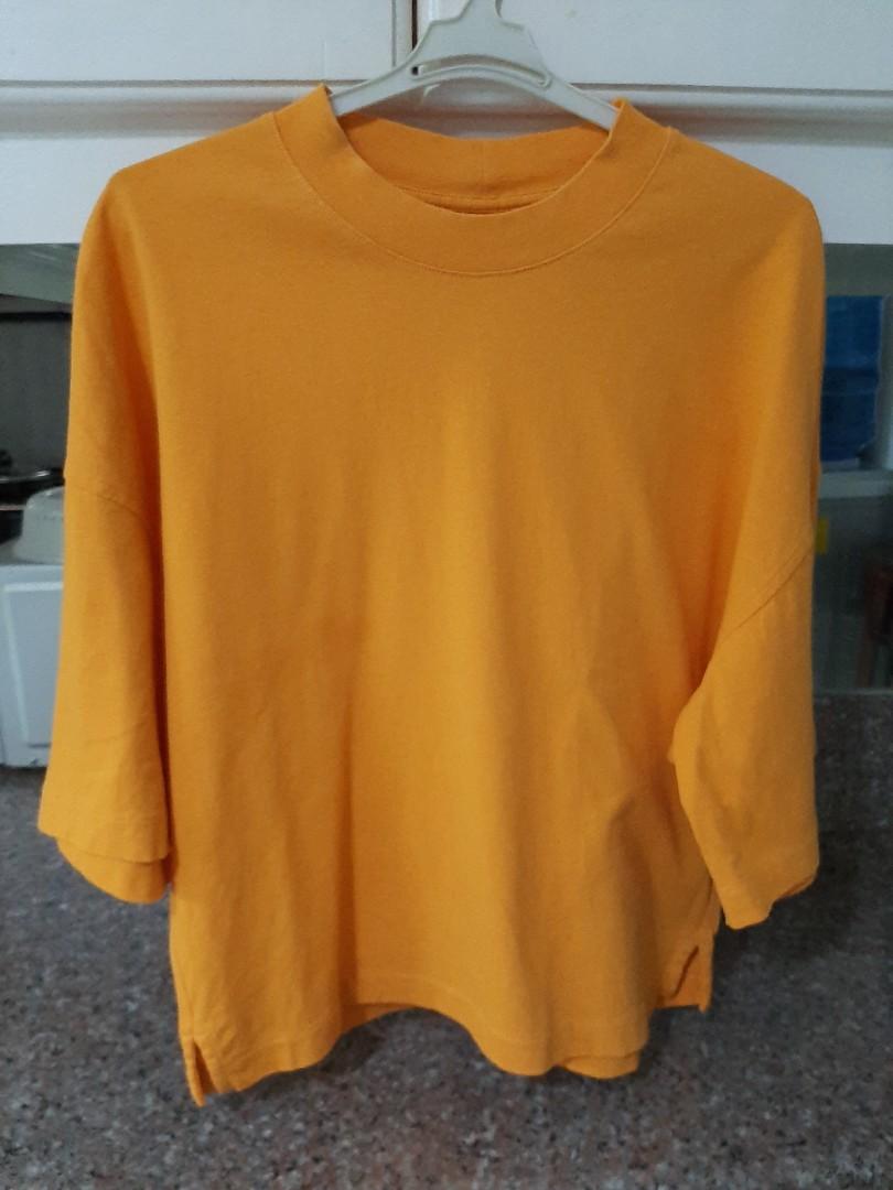 bright yellow tops