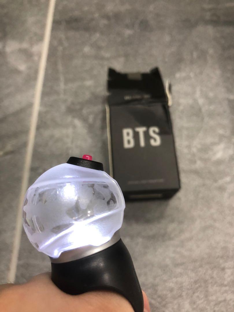 [FREE] BTS OFFICIAL LIGHT FINGER RING, Hobbies & Toys, Collectibles