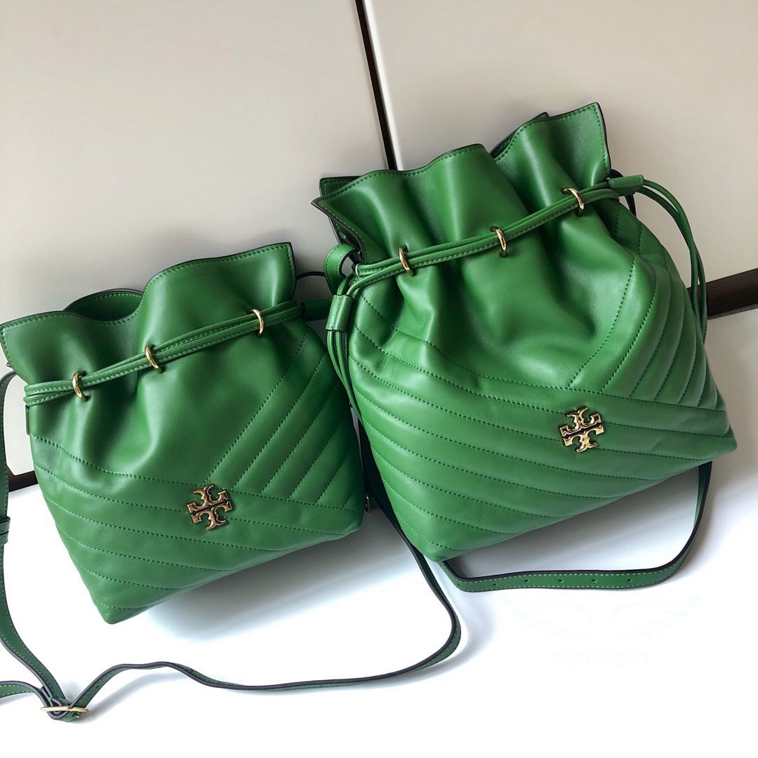 2 sizes] Tory Burch Kira chevron bucket Bag leather green, Women's Fashion,  Bags & Wallets, Tote Bags on Carousell