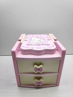 （分類：）位於 。 由 franchelippee 提交（商品編號 1076669040，圖片 1）。簡介： 。