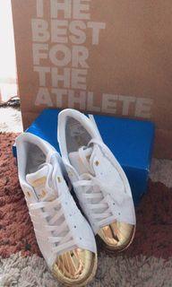 Adidas superstar metal toe