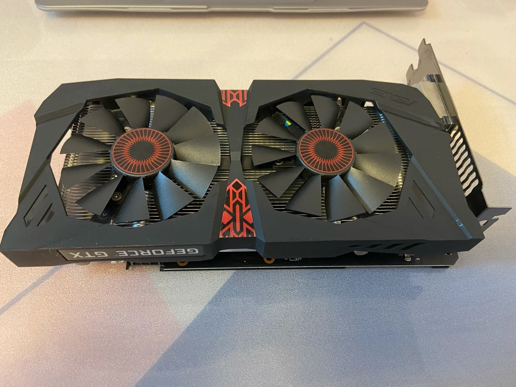 ASUS 華碩STRIX-GTX1060-DC2O6G 貓頭鷹顯示卡6G 雙風扇, 電腦＆科技