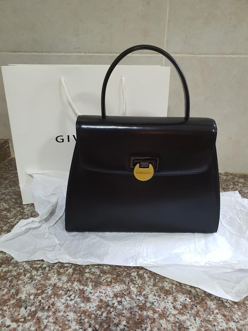 Vintage Givenchy Bag in black, kelly style