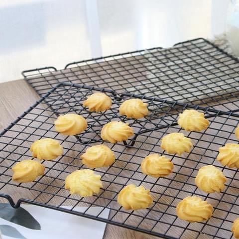 Baking tray (Category: Bakeware) located in Cainta. Submitted by iubelle (Listing ID 1076697488, Image 3). Description: Baking tray: 180php *cooling rack bbq tray *grill plate #a #BakingTray #CoolingRackBbqTray #GrillPlate #MyBelleLabsCorner.